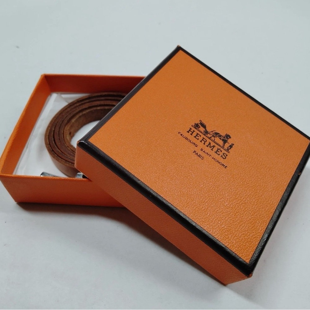Hermès Hapi Leather Wrap Bracelet in Brown with a Palladium-Plated H Buckle